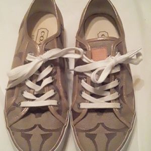 Womens Coach tennis shoes. Size8.5 medium